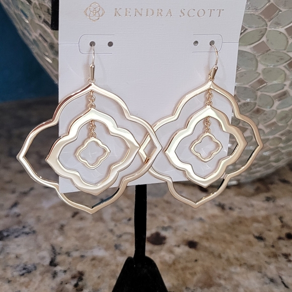 Rare Kendra Scott Gold Logo Statement Earrings - Picture 3 of 12